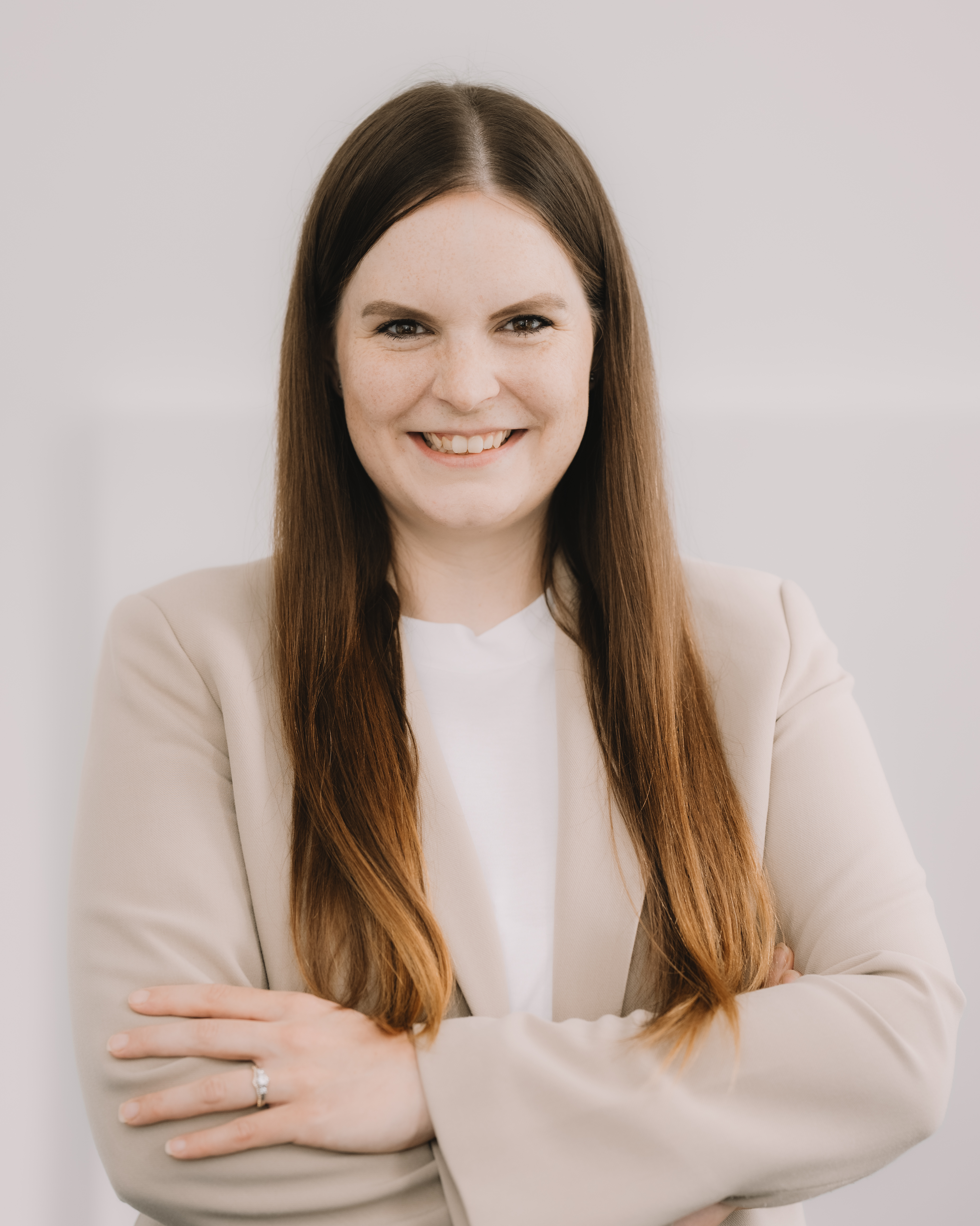 Anna-Lena Geldmacher (& weitere Panel Teilnehmerinnen tbd)_image